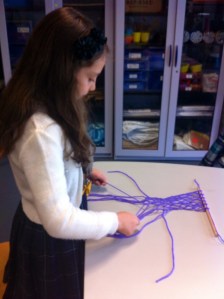 Museo del Traje, tejiendo Madroñera 2