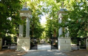 Entrada al Jardín del Príncipe